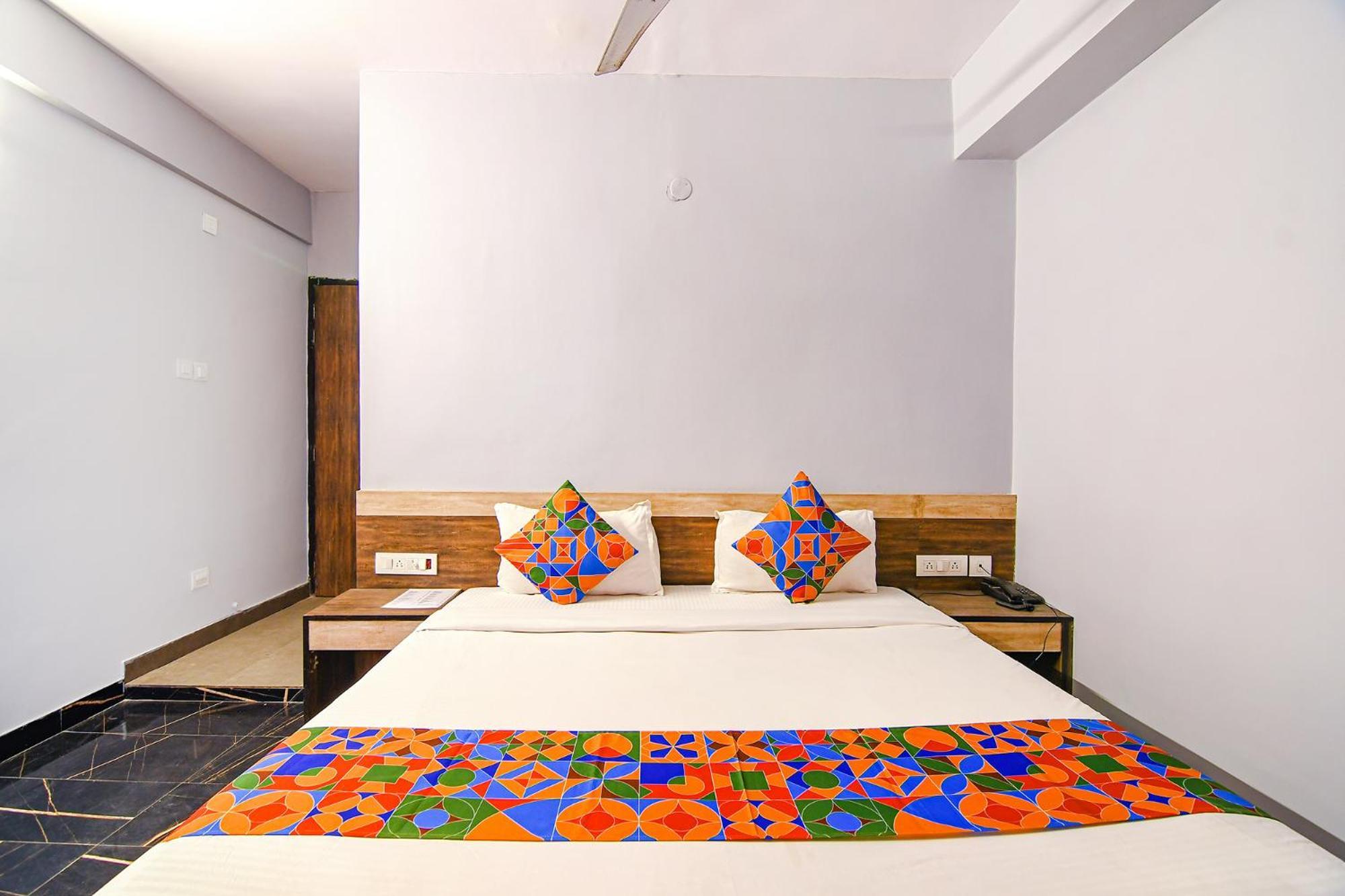 Fabexpress Subh Residency 호텔 Santragachi 외부 사진